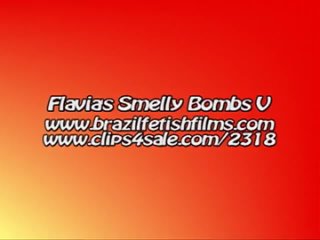 brazil fetish films - flavia smellybombs 5